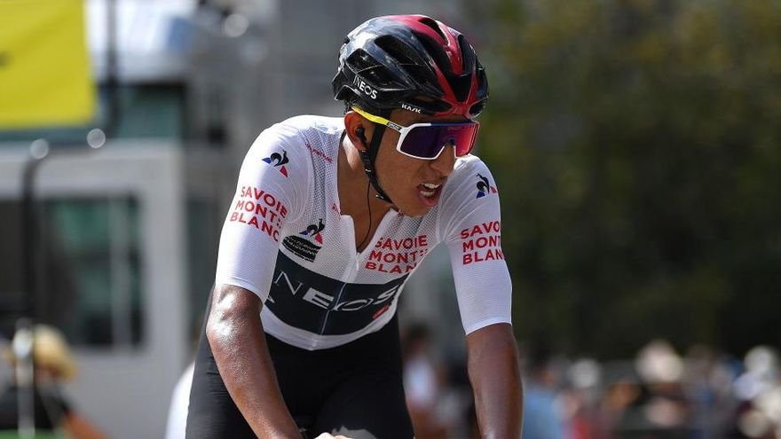 Egan Bernal, ganador del Tour, pasa apuros en la heroica victoria de Davide Formolo