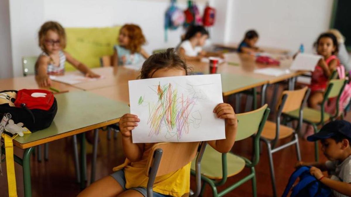 Imagen de archivo de niños en una escuela de verano en Ibiza.