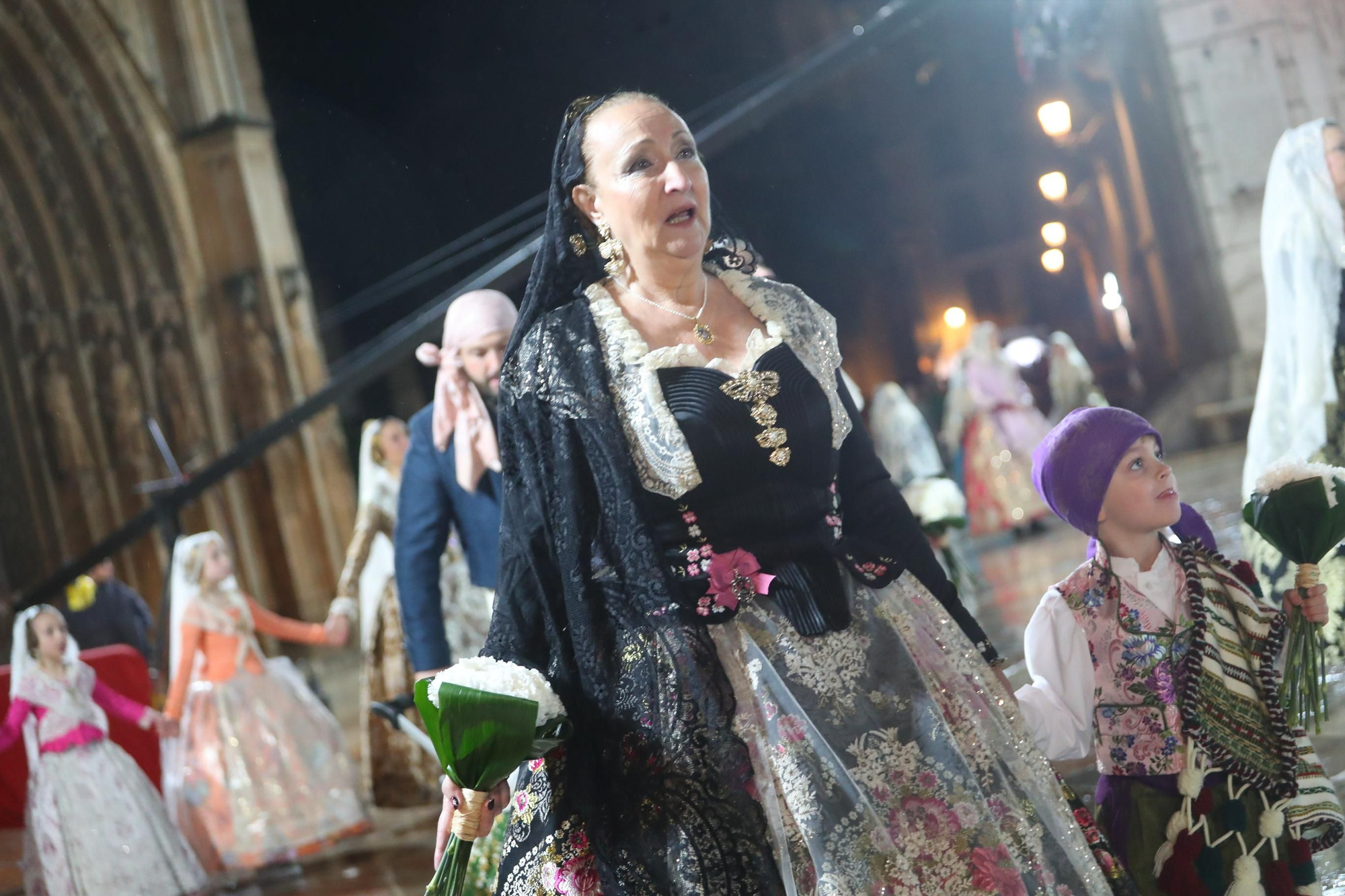 Búscate en el primer día de ofrenda por la calle de la Paz (entre las 20:00 a las 21:00 horas)