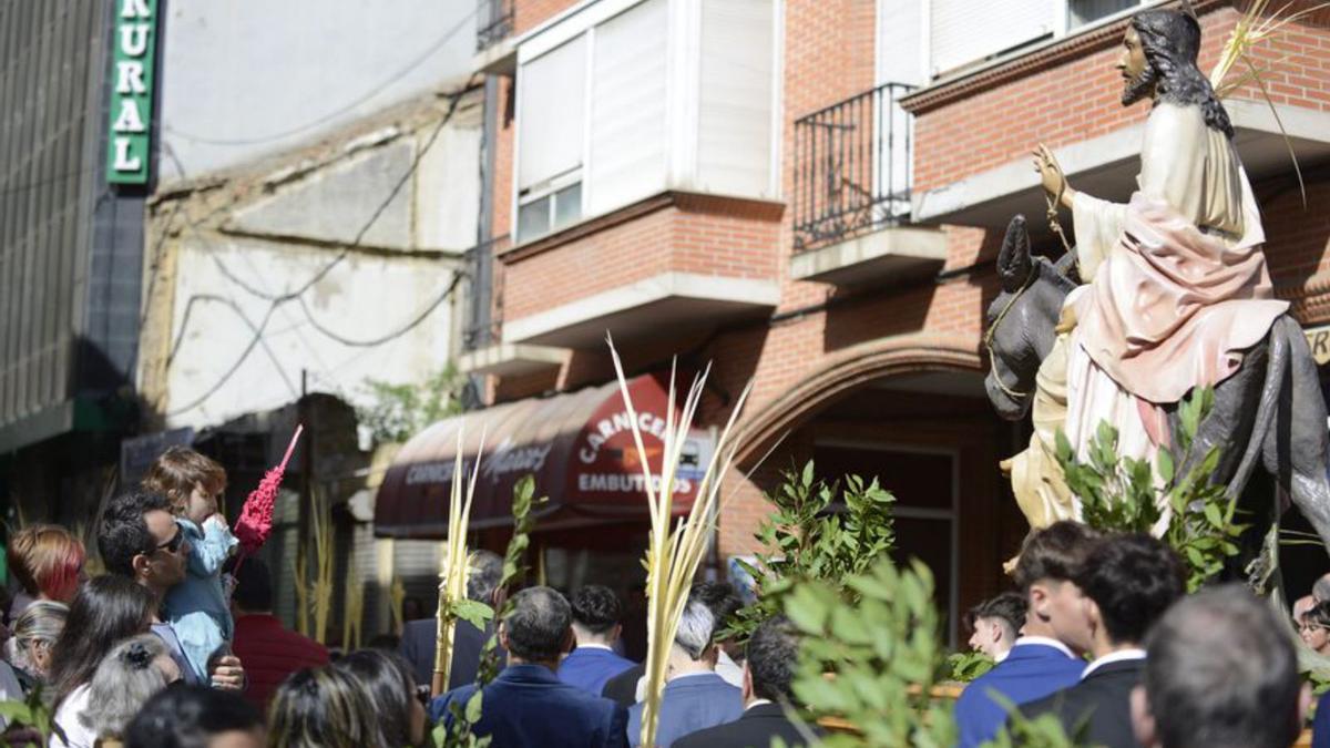 La procesión de los niños marca el Domingo de Ramos