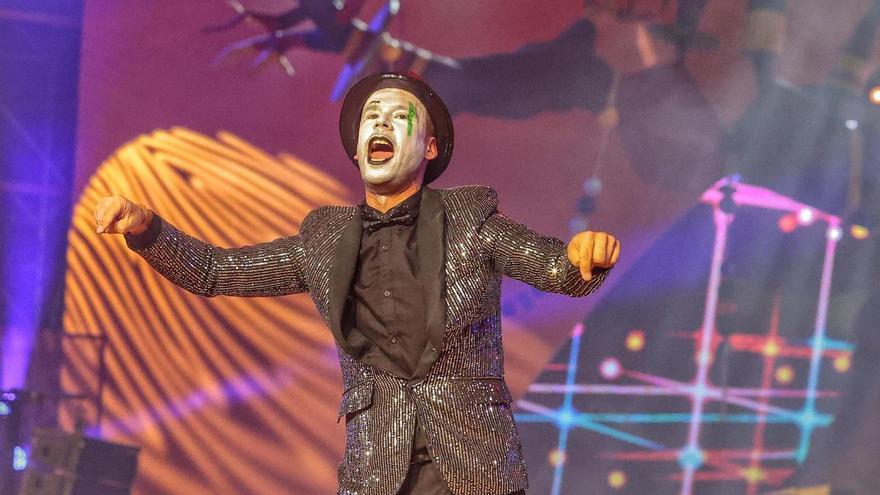 Dos periodistas en el jurado de murgas adultas del Carnaval de Santa Cruz de Tenerife 2026