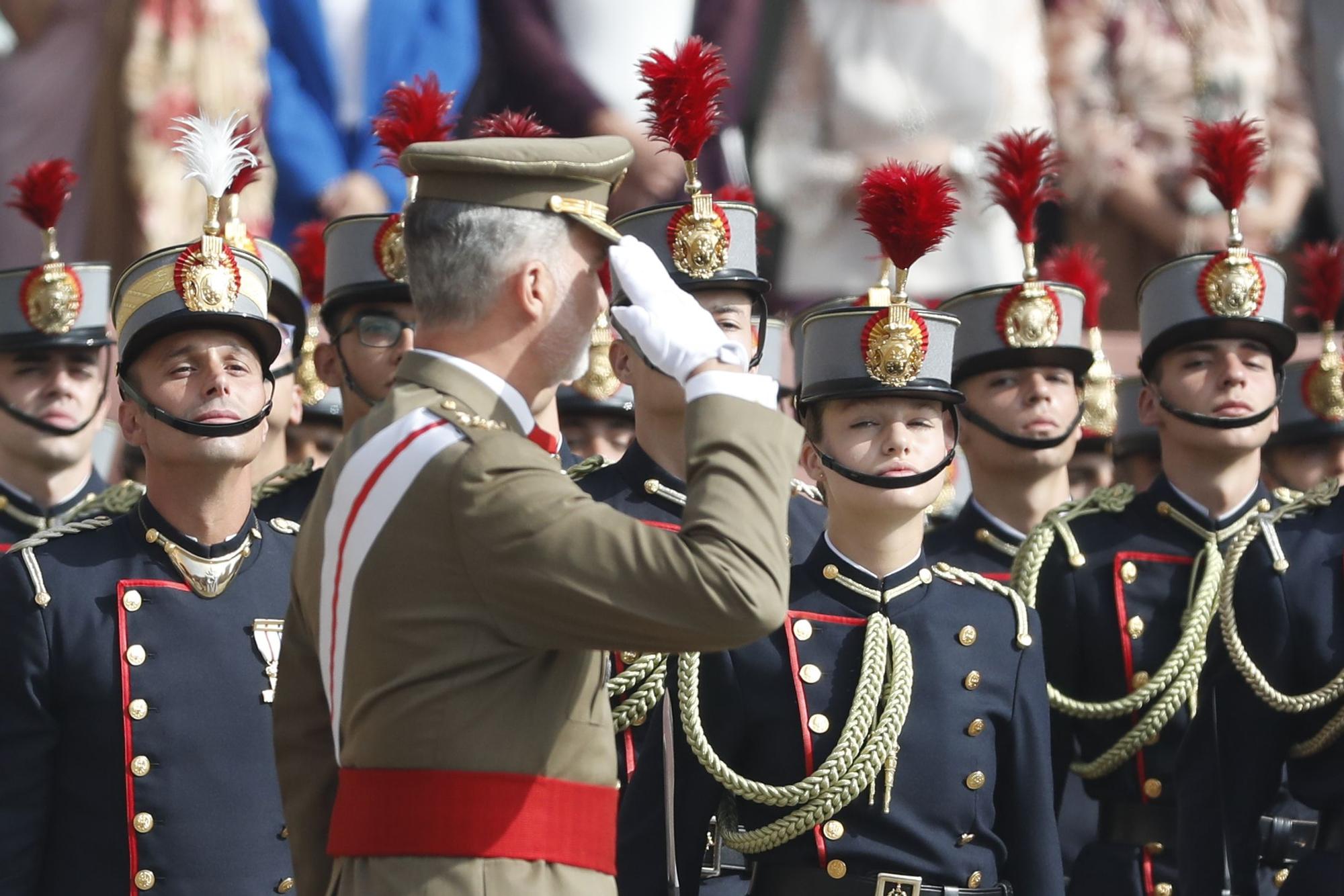 La princesa de Asturias, Leonor, jura bandera en Zaragoza