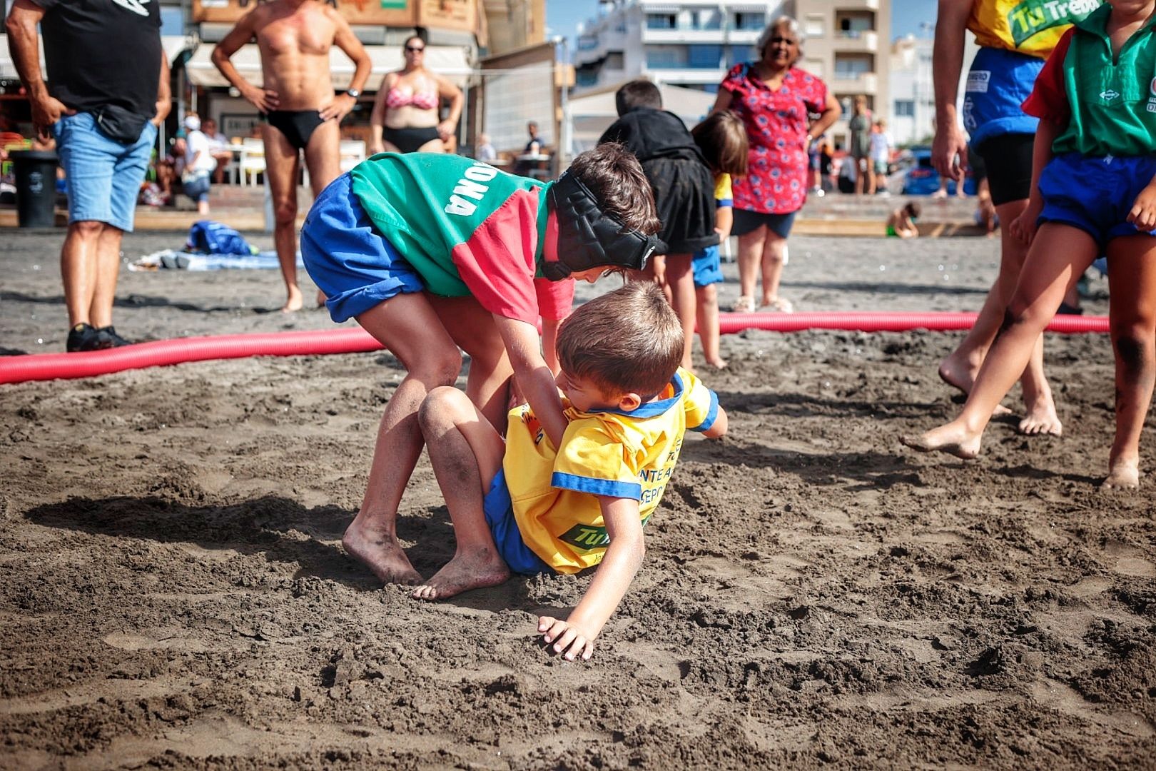 Presentación del proyecto ‘Playa y brega’ para el fomento y promoción de la lucha canaria