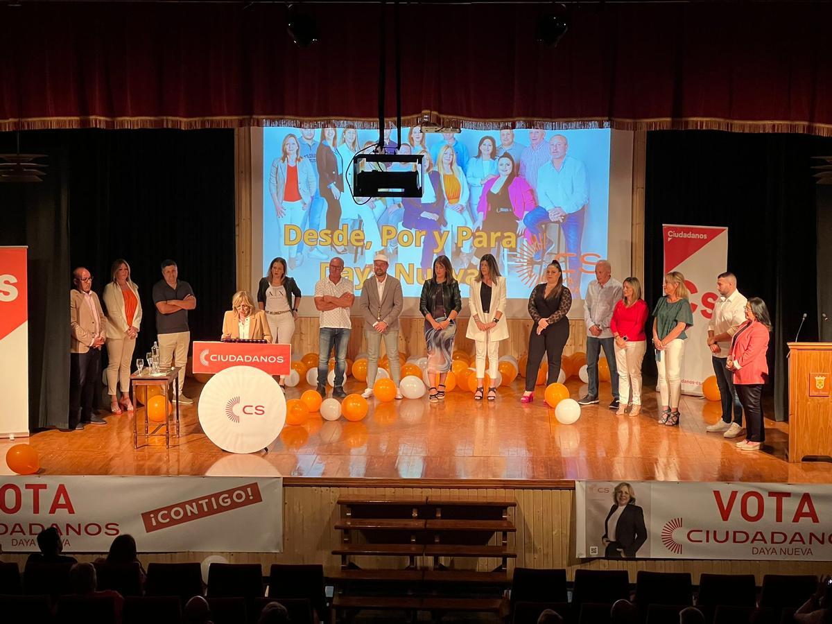 Presentación de la candidatura de Ciudadanos en Daya Nueva, con Inmaculada Vicente al frente