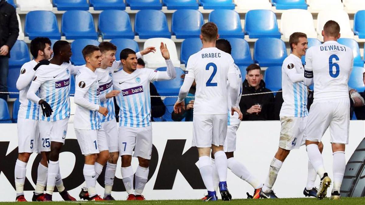 El Genk ganó el partido suspendido y pasa como líder del grupo