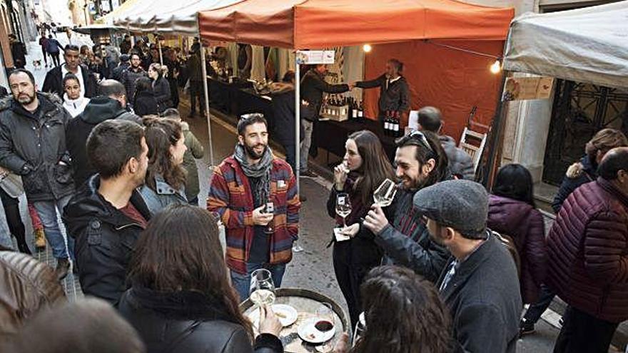 9a Mostra del vi novell al carrer de Sant Joan Baptista de La Salle