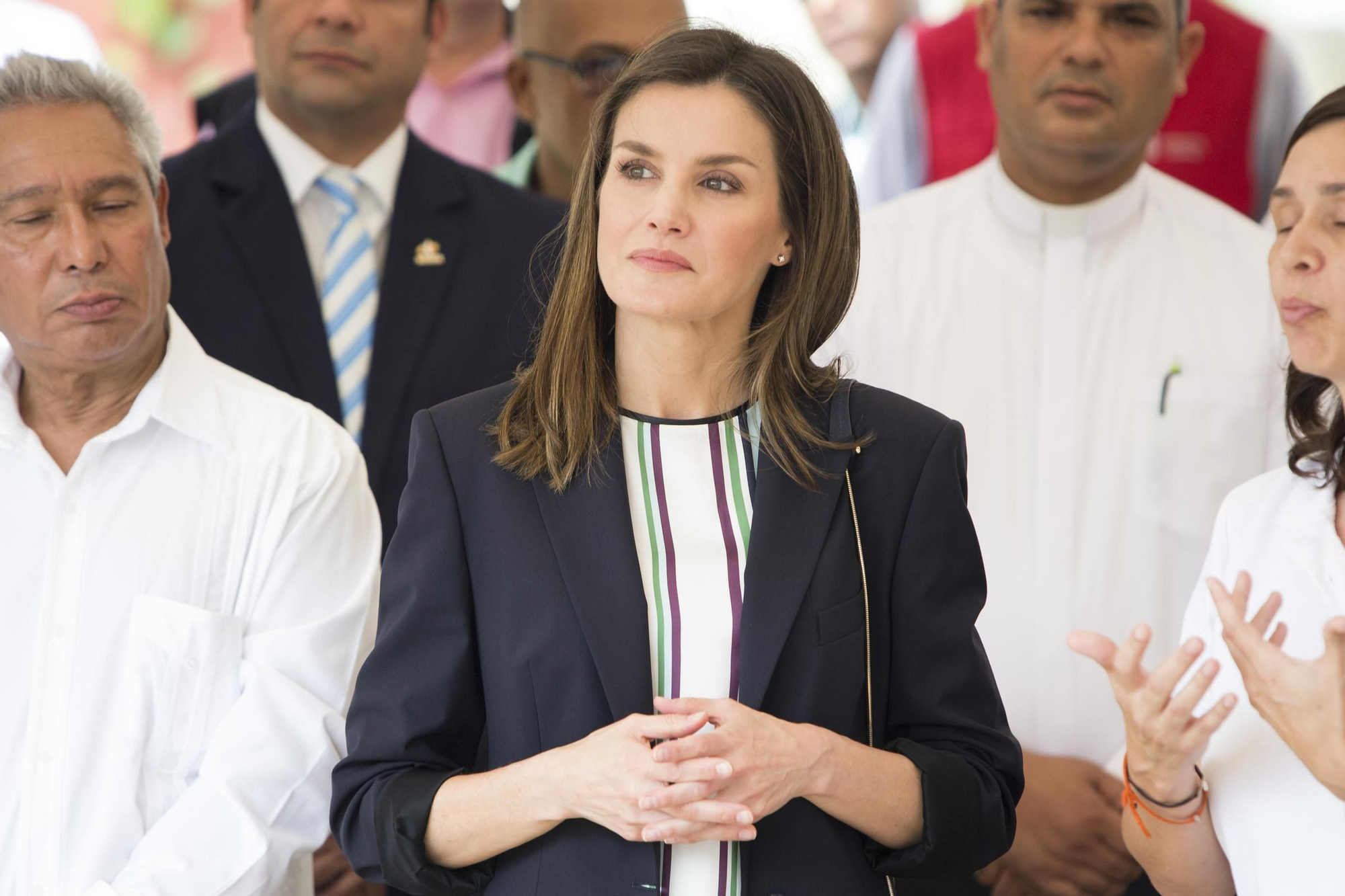 *LA REINA LETIZIA VISITA EL PROYECTO DE DISTRIBUCION AGUA EN LA REPUBLICA DOMINICANA