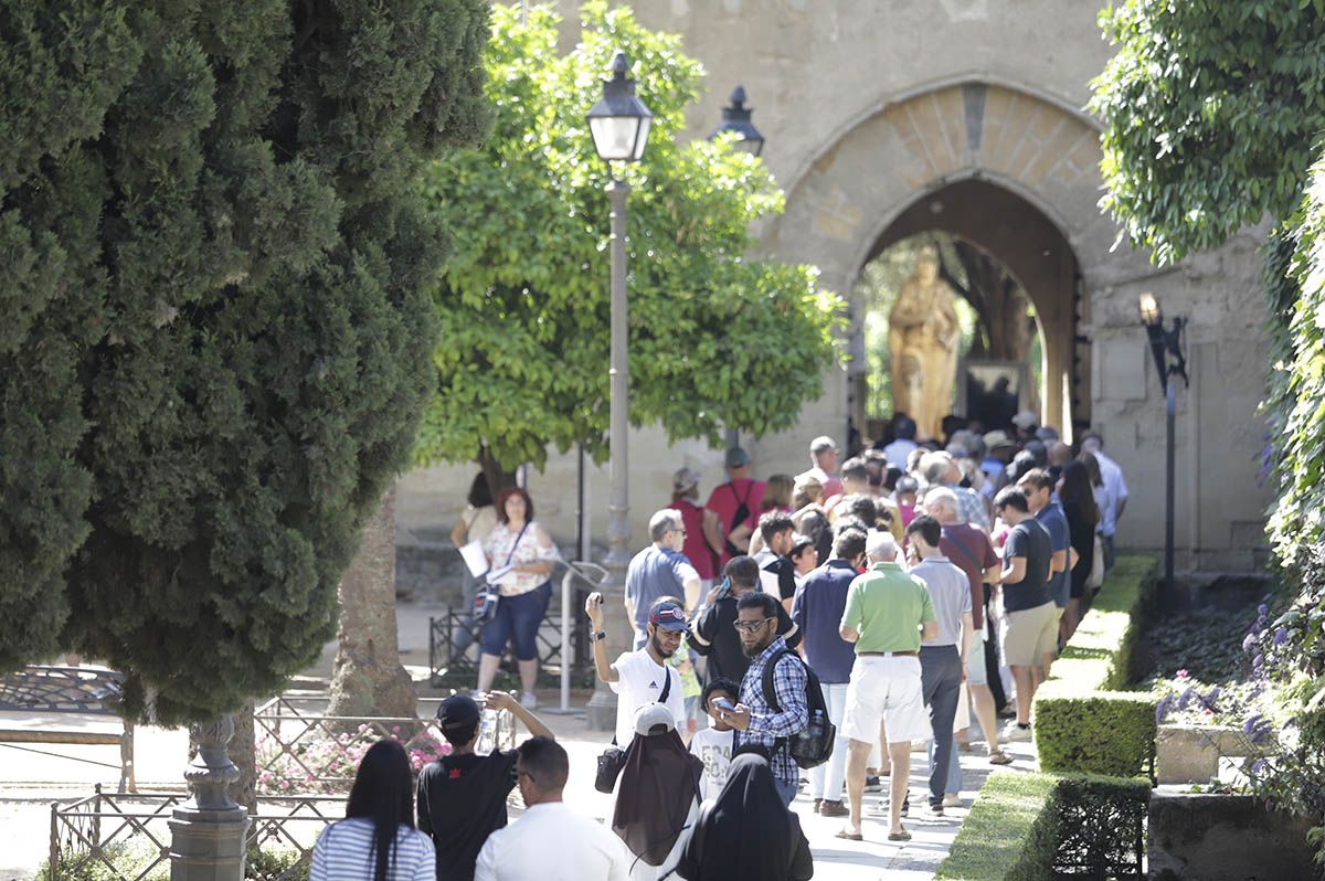 Córdoba a tope de turismo en el inicio del puente de mayo