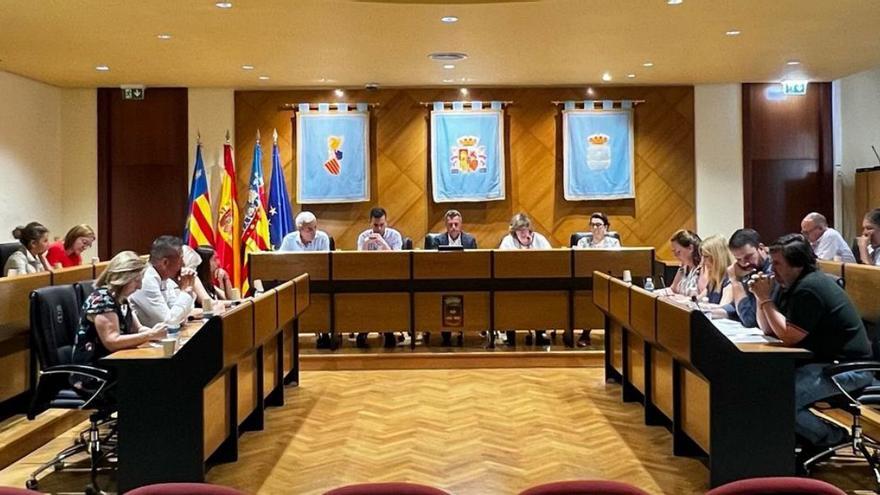 Burriana ahorra 40.000 euros en el salario de los concejales