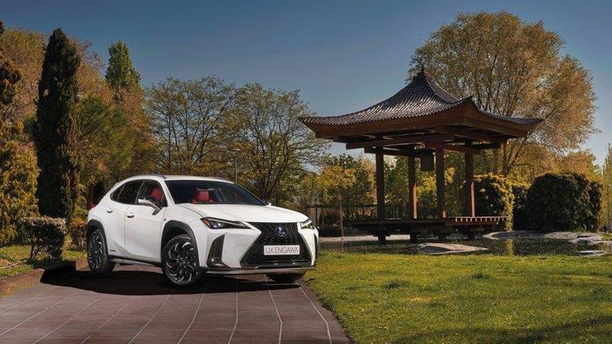 El Lexus UX 250h estrena la serie Engawa