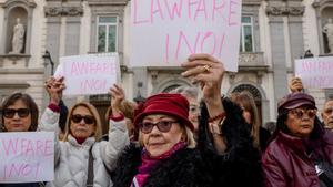 Sánchez defensa el fiscal general i apunta a un recurs davant el TC