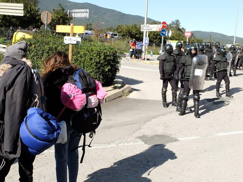 Tsunami Democràtic realitza talls intemitents a l'N-II a la Jonquera