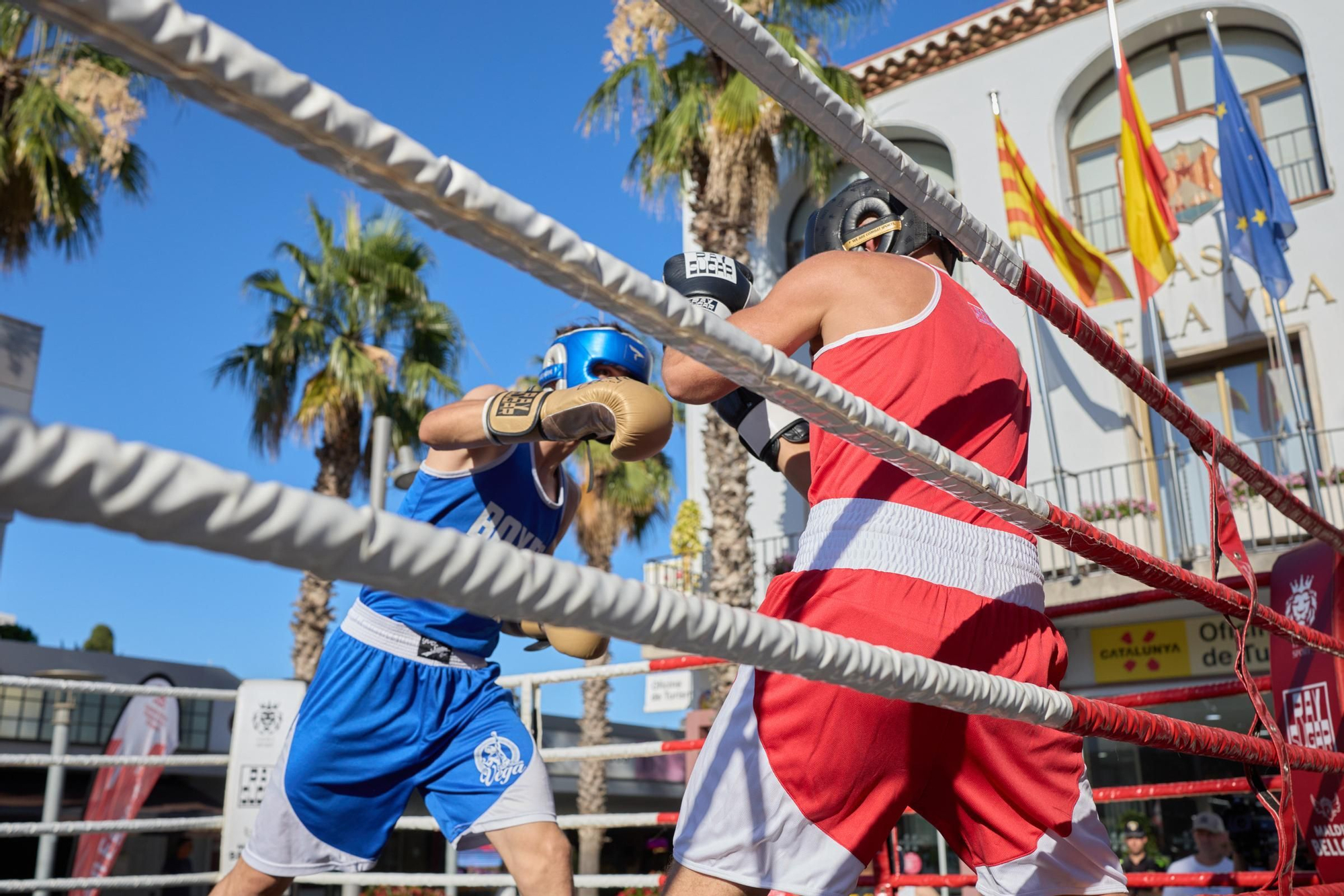 Les fotos de l'entrenament a Platja d'Aro de Cristóbal Lorente, campió continental de boxa