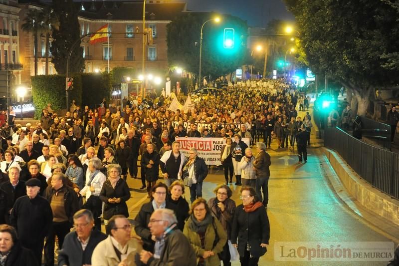 La marea blanca toma Murcia