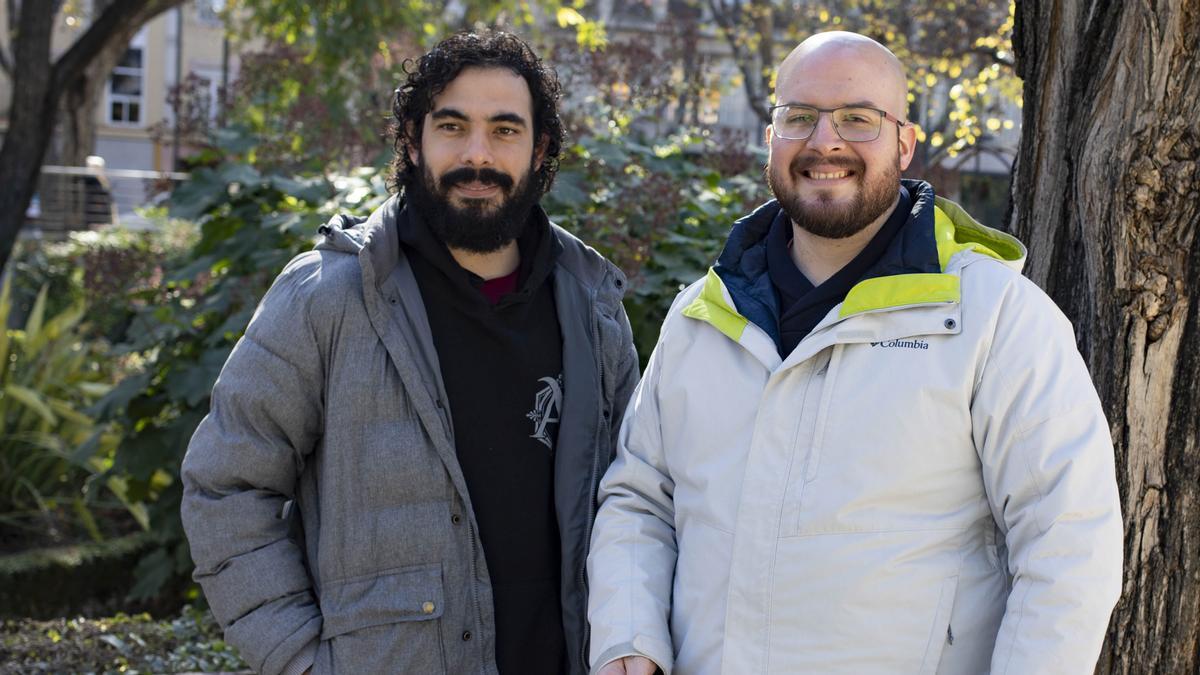 Francesco y Gabriel, músico y médico procedentes de Venezuela residentes en Xàtiva.