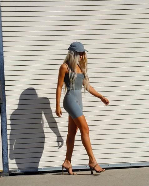 Dobles de Kim Kardashian: Sami Miró con look de Yeezy