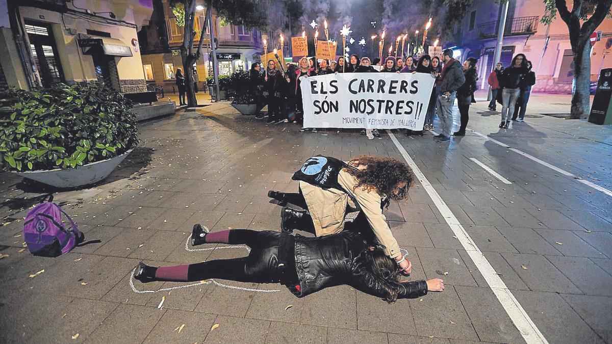Imagen de archivo de una manifestación contra la violencia machista en Palma.