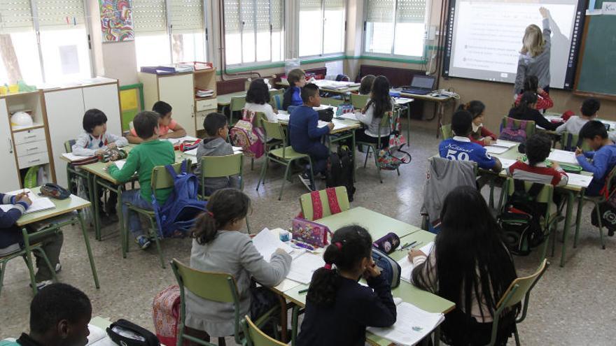 Imagen de un aula de un colegio público.