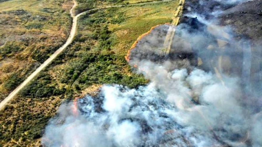 Incendio forestal en el parque natural del Xurés