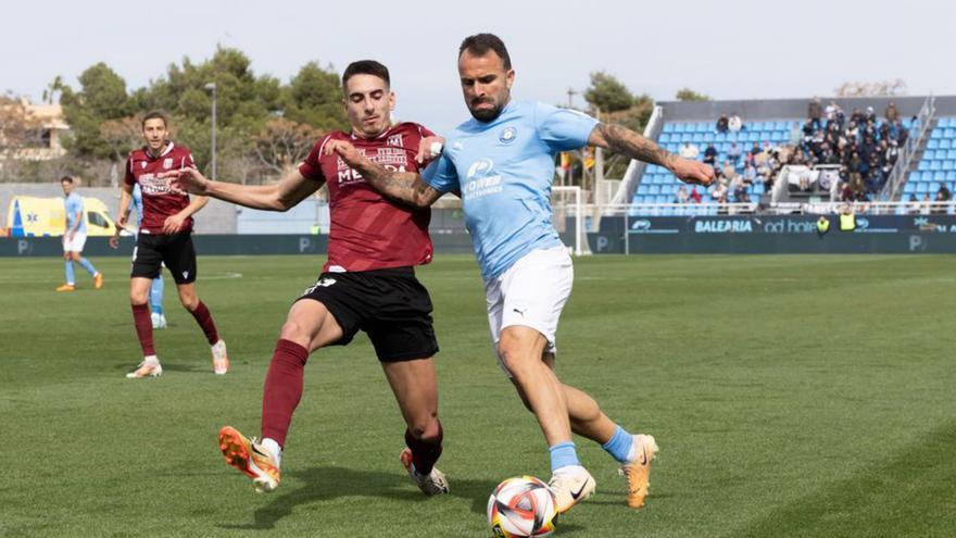 UD Ibiza: sólo 12 futbolistas superan el millar de minutos con Fernández Romo
