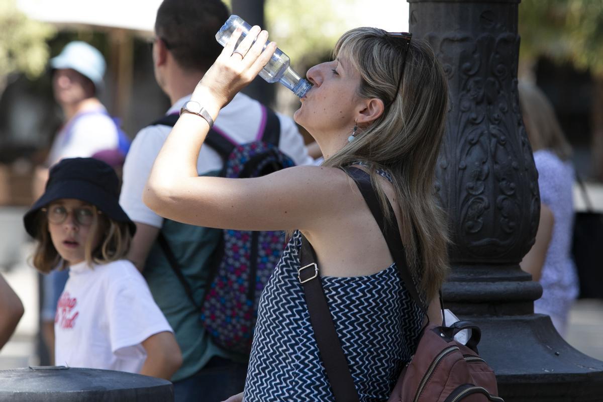 El tiempo en Valencia: activan otra vez la alerta amarilla por altas temperaturas, según detalla la Aemet.