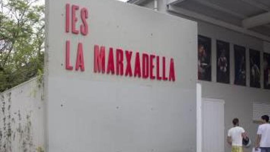 Entrada al IES La Marxadella de Torrent.