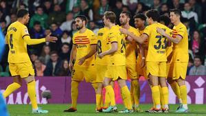 El Barça celebró cuatro goles en el Benito Villamarín