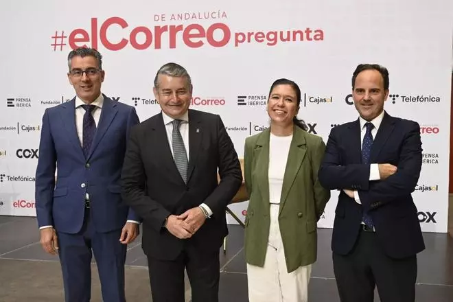Fotogalería | #ElCorreoPregunta con Antonio Sanz, consejero de la Presidencia de la Junta de Andalucía