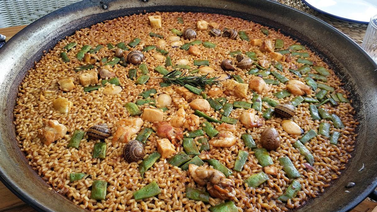 Soca-rel: paella