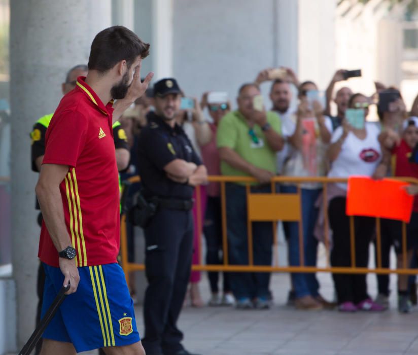 Los jugadores de la Selección llegan a Alicante