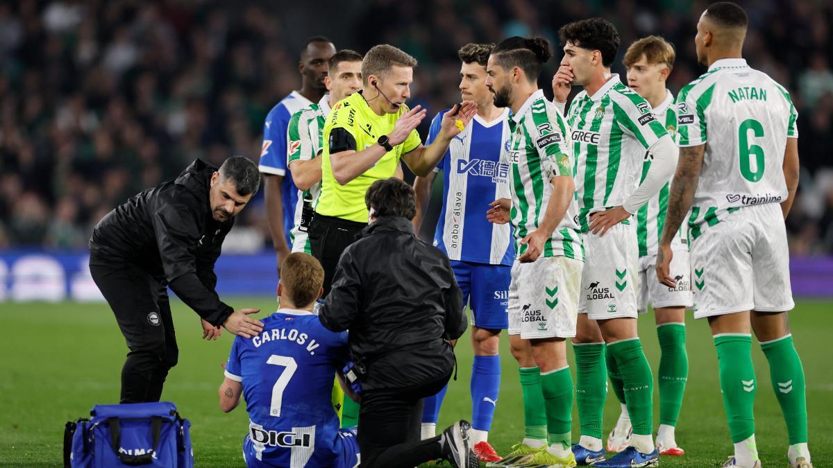 El Betis tocó fondo contra el Alavés