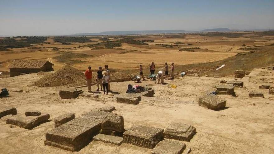 Los diputados de Cultura viajan hoy a la ciudad romana de Los Bañales