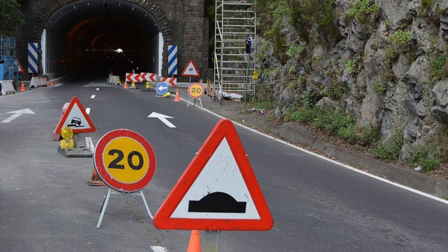 Obras en el &#039;túnel viejo&#039; de la LP-3