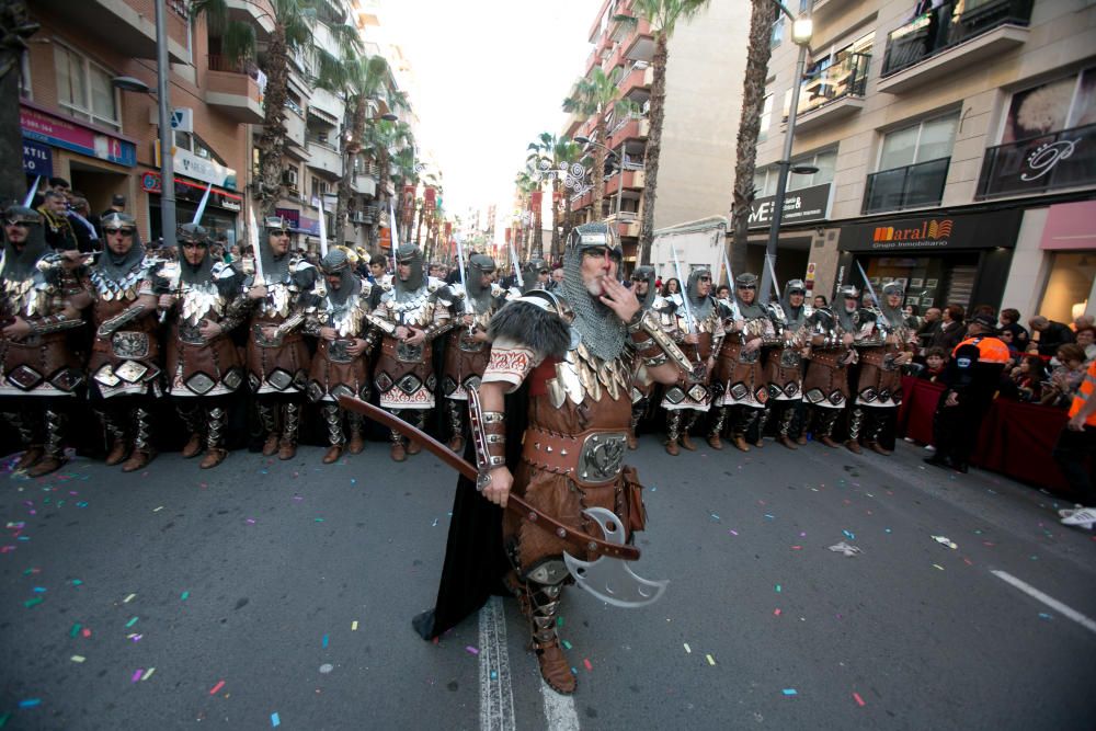 San Vicente celebra su entrada cristiana en las fiestas de Moros y Cristianos 2019