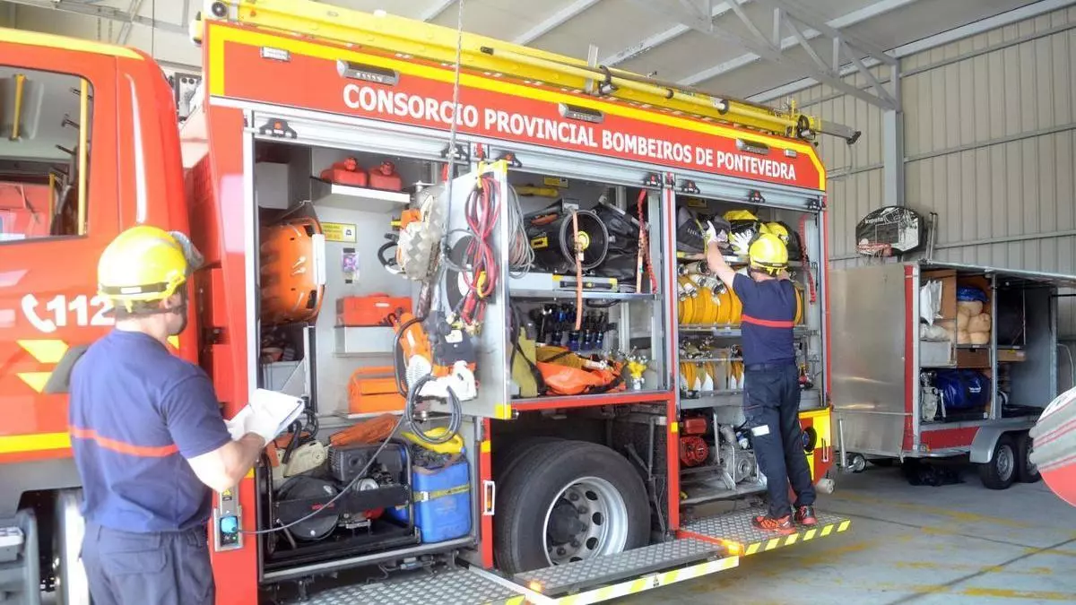 Un rescate y temor a otro gran apagón tras un corte en Cambados