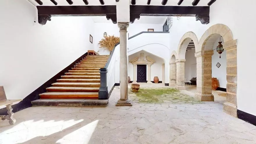 Se vende palacio en un pueblo de Zaragoza: cuesta menos de un millón de euros