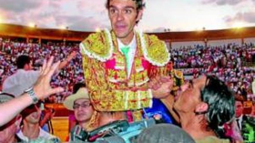 José Tomás abre la temporada taurina del 2010 en Olivenza