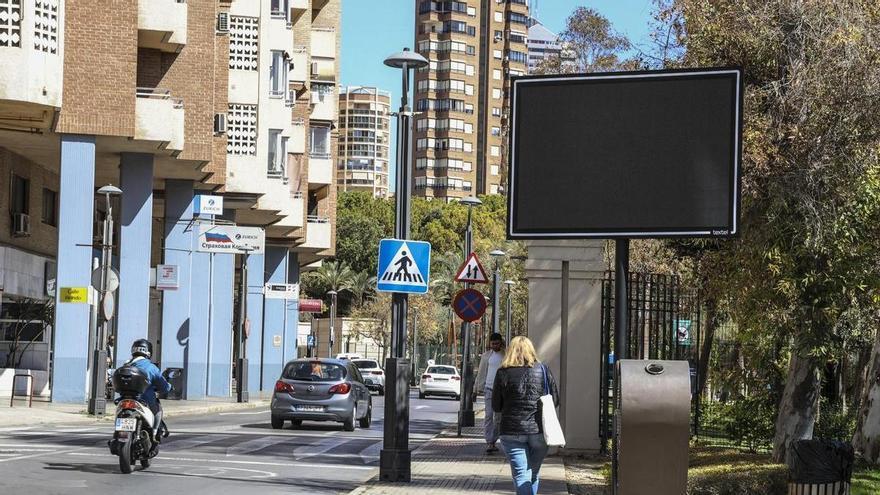 Cinco pantallas mostrarán en tiempo real la calidad del aire o las calles cortadas de Benidorm