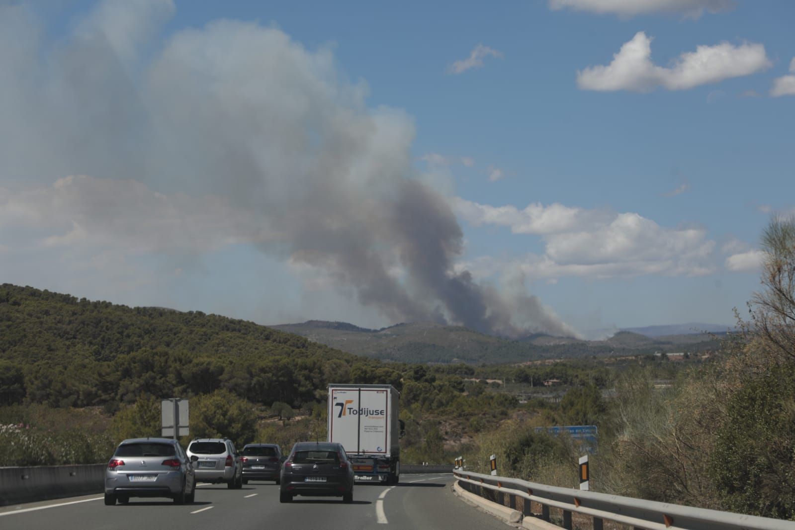 Las imágenes más impactantes del incendio en Bejís