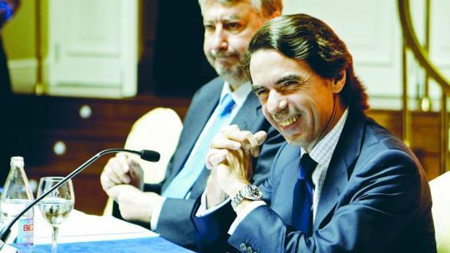El secretario general de CC OO, José María Fidalgo, y el ex presidente del Gobierno José María Aznar.