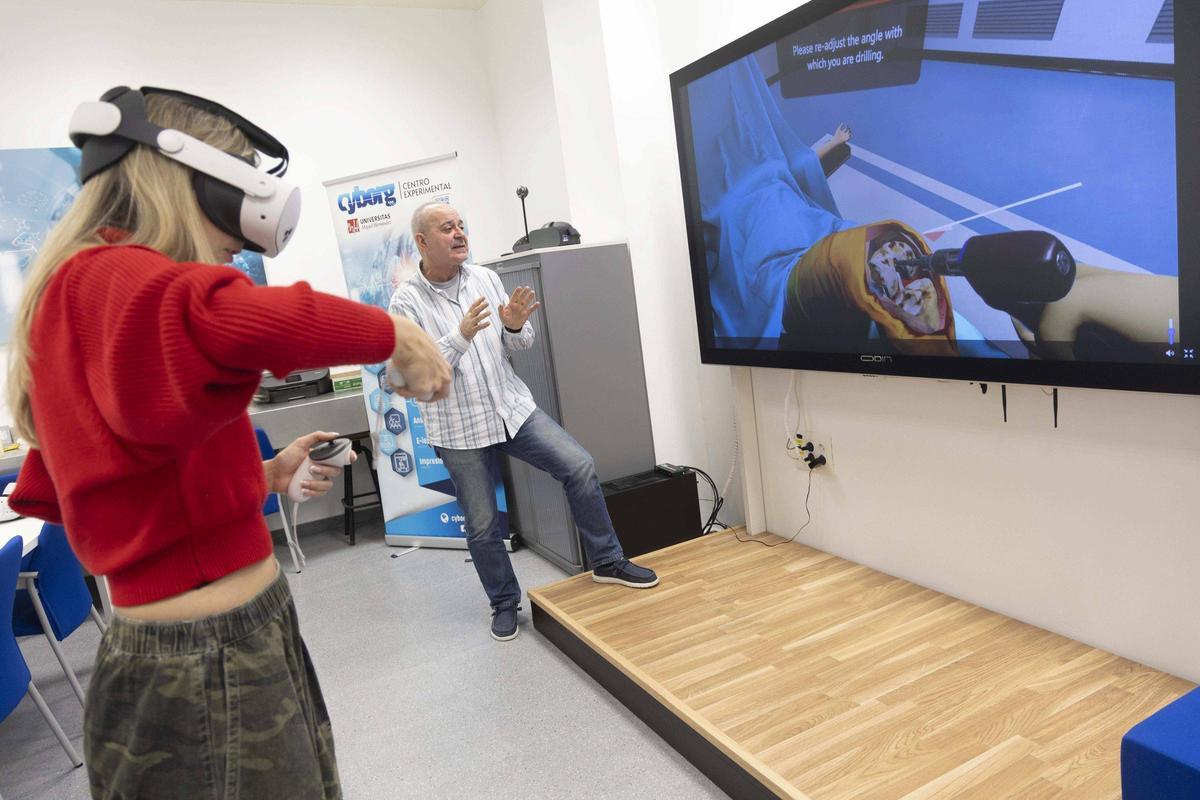 Simuladores inteligentes revolucionan la formación de los futuros médicos