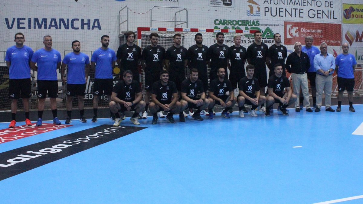 Plantilla para la temporada 22-23 del Ángel Ximénez Puente Genil.