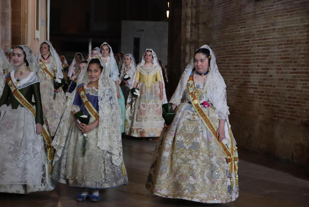 Todas las fotos de la ofrenda del 18 de marzo por la calle San Vicente hasta la 21:30 horas