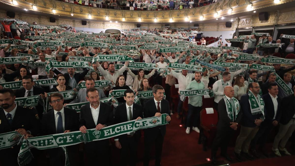 La afición del Elche sí que es de Primera
