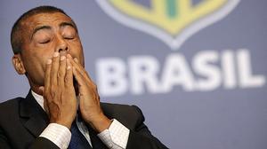 L’exjugador brasiler ataca el Govern del seu país i al màxim organisme del futbol per faltar el respecte al poble brasiler.