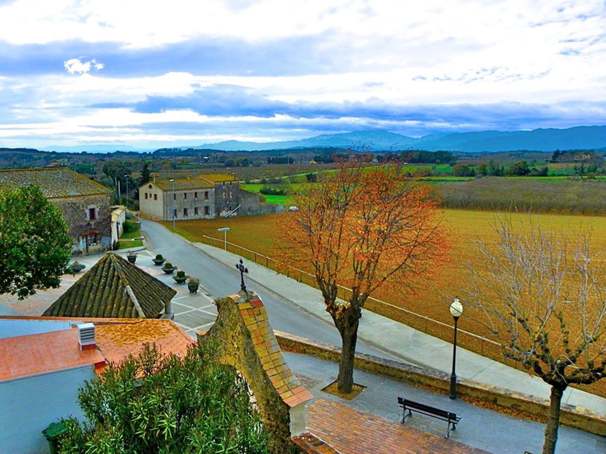 Vista de Estanyol desde el campanar de San Andreu.