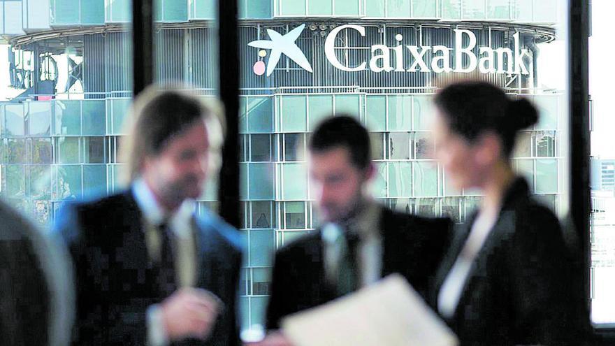 CaixaBank pone a disposición de pymes y autónomos una línea de 25.000 millones de euros en préstamos preconcedidos