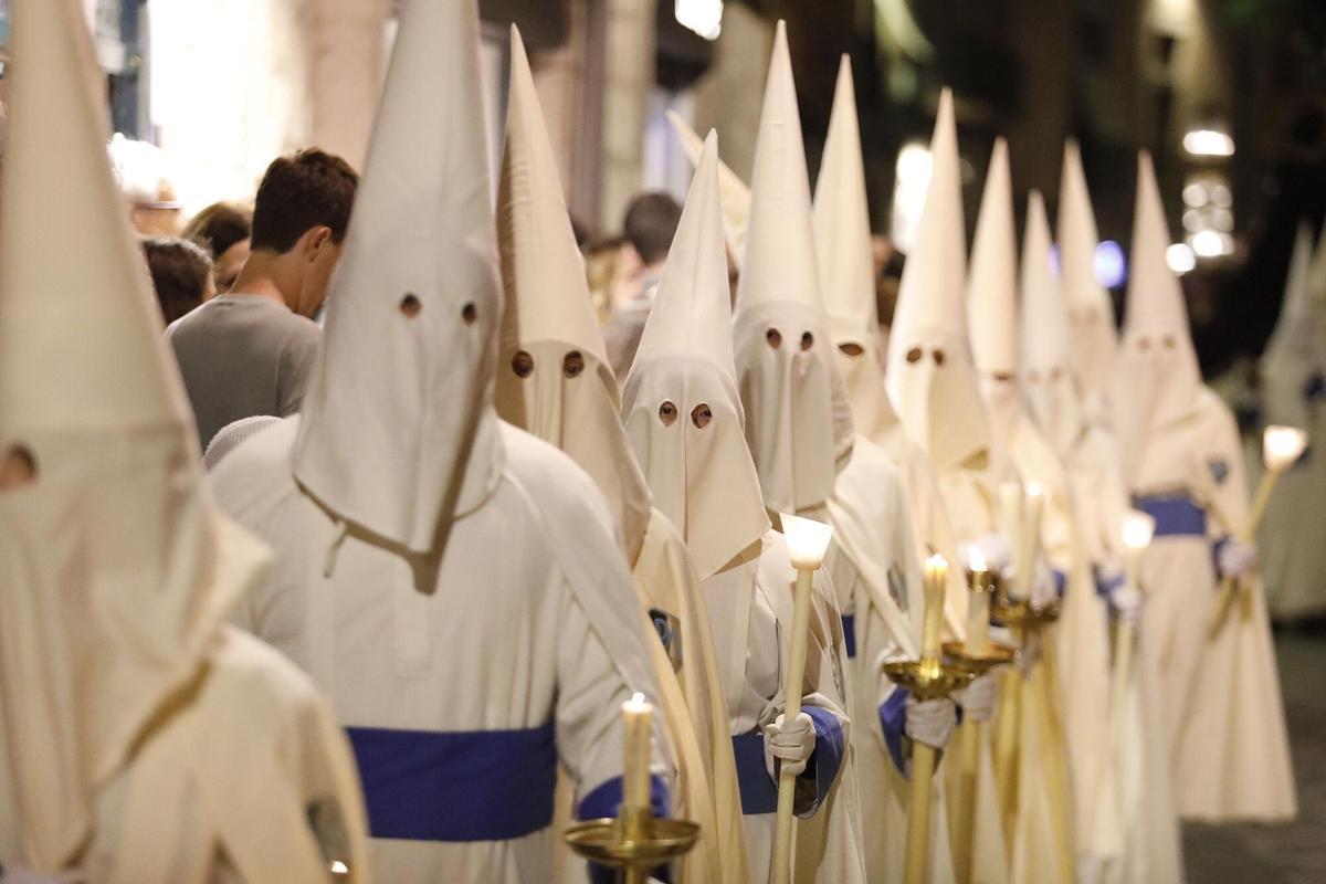 Girona. Catedral Barri Vell. Processo del Sant enterrament 2025. Setmana Santa.