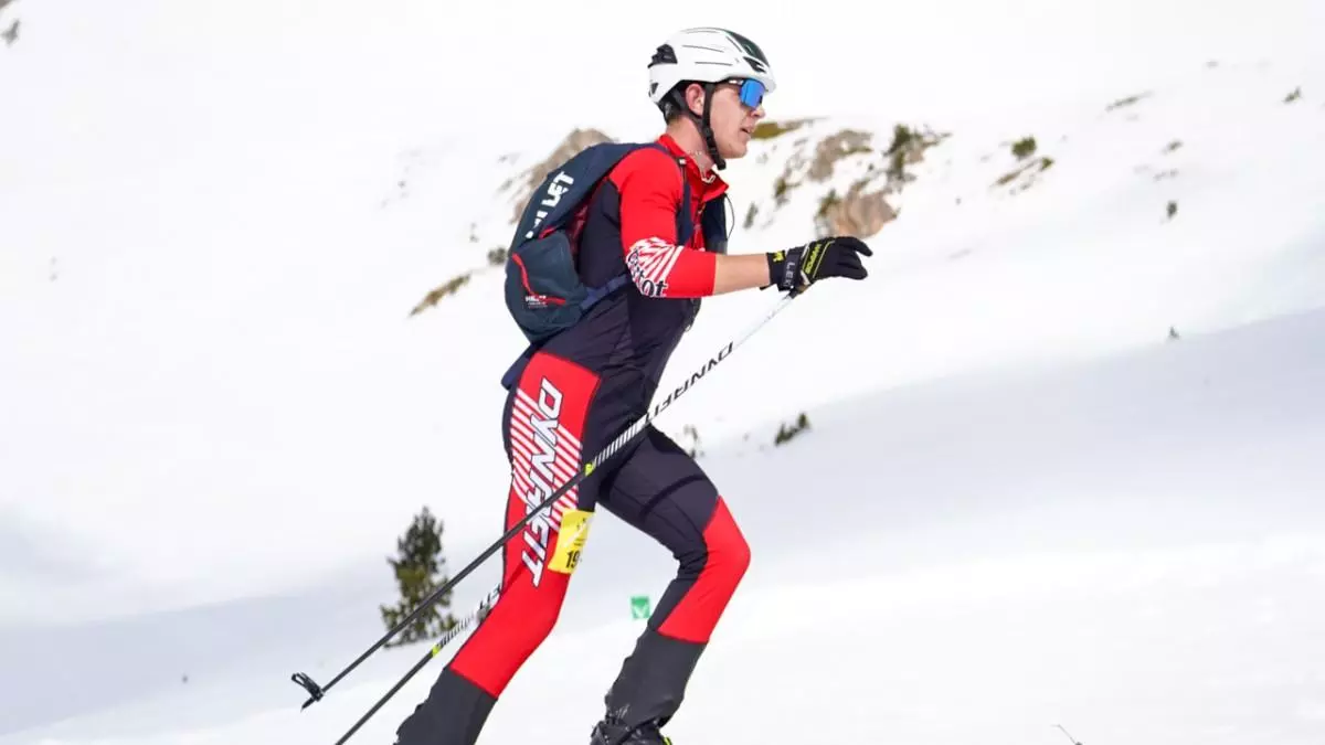 Albert P谷rez i Cl角udia Tremps, campions de Catalunya d*esqu赤 de muntanya a Ulldeter