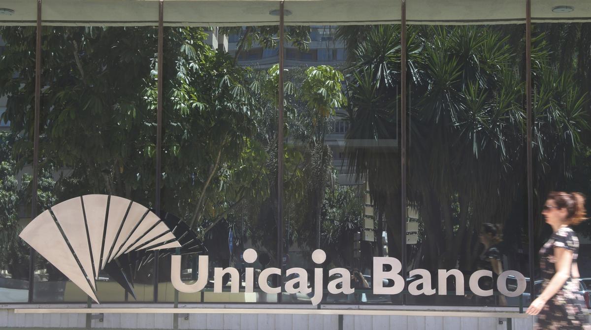 Una oficina de Unicaja Banco.